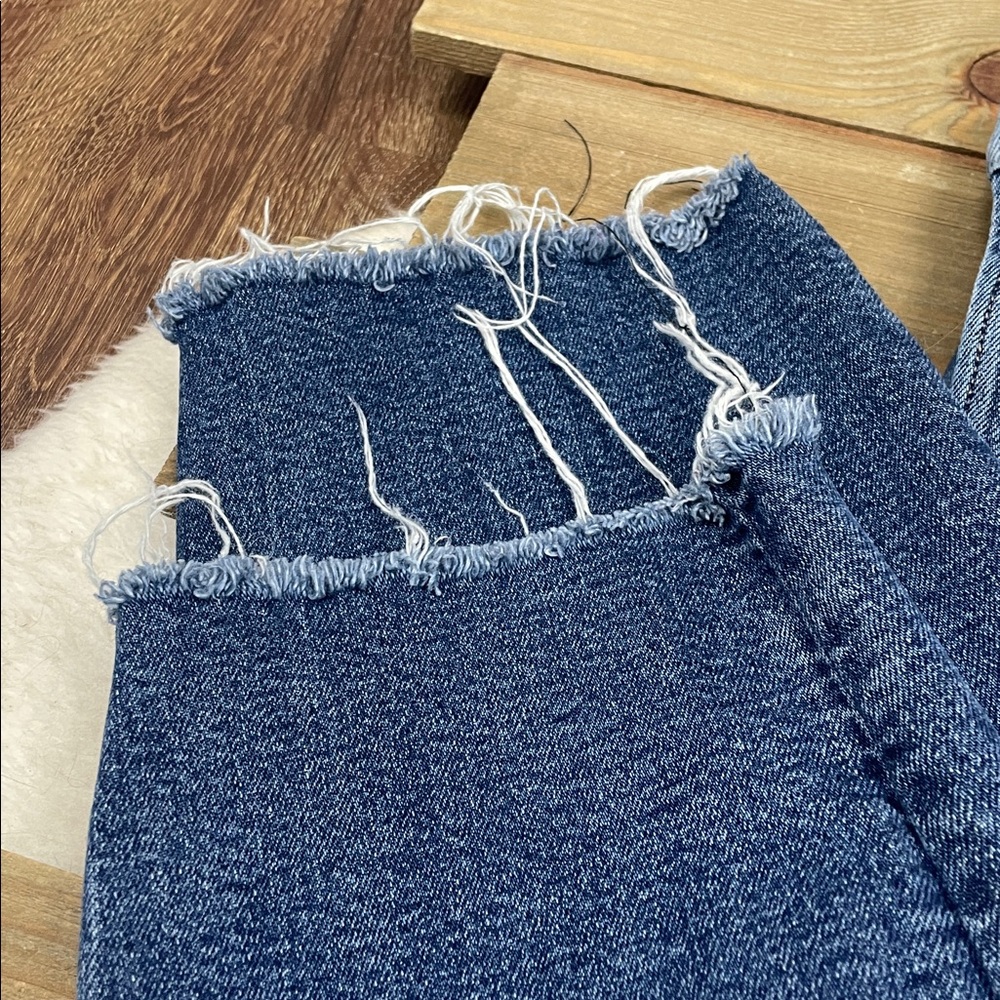 American Eagle Mom Straight Jeans Crossover Waist - Picture 4 of 9